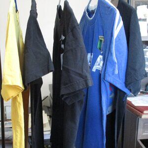 Lot of 5 Young Mens Guys Size Medium M  T-shirts Tees Zelda Nintendo Italia